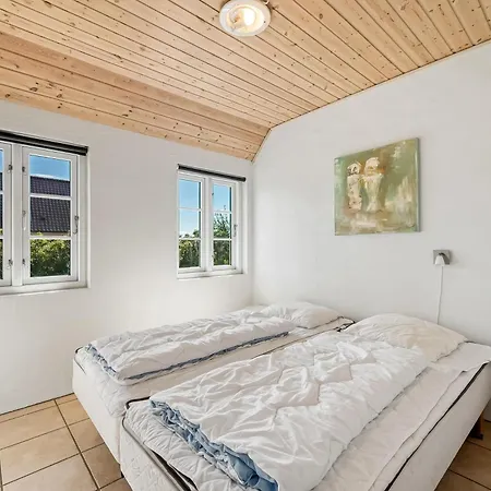 Lovely With Fantastic Views, Fenced Grounds, And A Wilderness Bath * Skjern