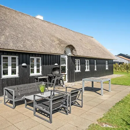 Lovely With Fantastic Views, Fenced Grounds, And A Wilderness Bath * Skjern